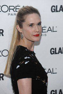 Stephanie March