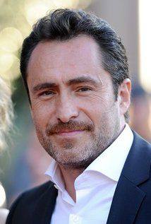 Demian Bichir