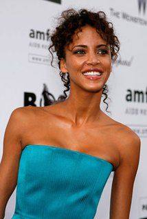 Noemie Lenoir