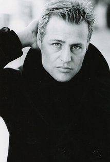 Louis Mandylor