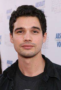 Steven Strait