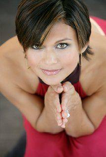 Nia Peeples