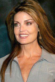 Tracy Scoggins