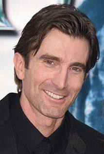 Sharlto Copley