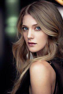 Winter Ave Zoli