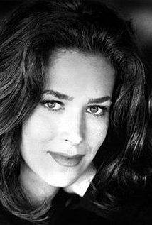 Claudia Wells