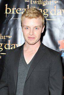 Noel Fisher