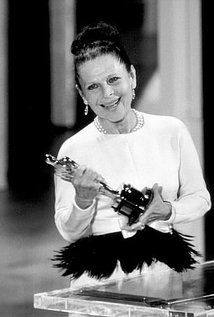 Ruth Gordon