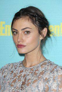 Phoebe Tonkin