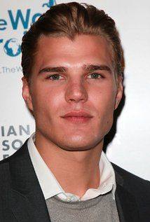 Chris Zylka