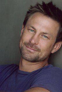 Grant Bowler