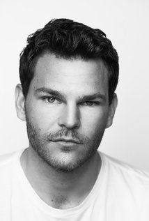 Josh Helman