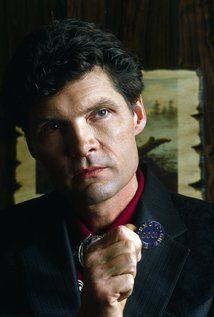 Everett McGill