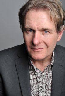 Robert Bathurst