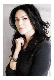 Laura Prepon