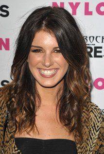 Shenae Grimes-Beech