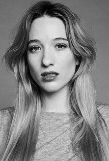 Sophie Lowe