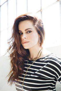 Emily Hampshire