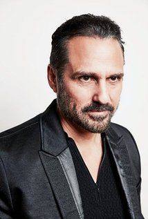 Maurice Benard