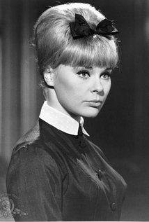 Elke Sommer