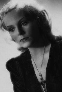 Charlotte Thiele