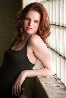 Emily Ginnona
