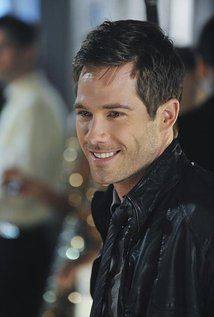 Luke Macfarlane