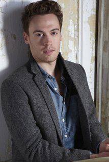 Erich Bergen