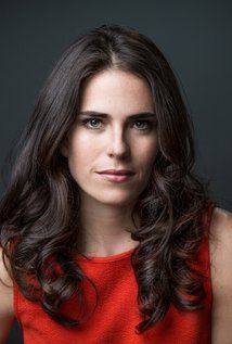 Karla Souza