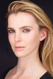 Betty Gilpin