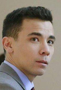 Conrad Ricamora