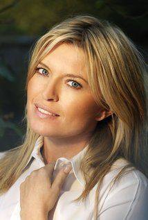 Tina Hobley