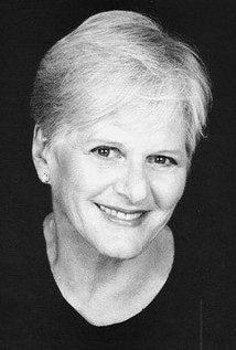 Eve Roberts