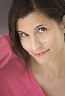 Amy Baklini