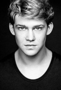 Joe Alwyn