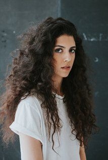 Cemre Ebuzziya
