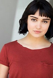 Ariela Barer