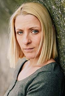 Manon Wilkinson
