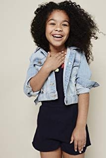 Mia Fowler