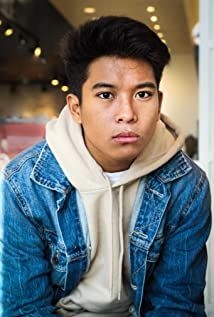 Alec Carlos