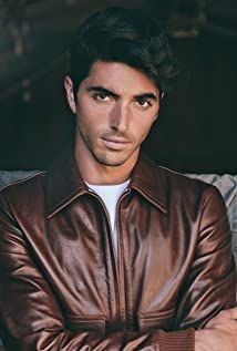 Taylor Zakhar Perez