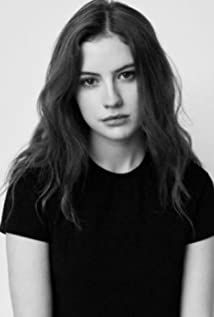 Isabelle Connolly