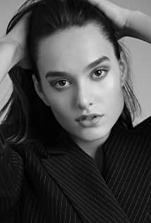 Meredith Travers