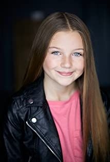 Ava Kozelj