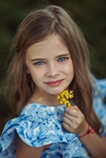 Carina Battrick