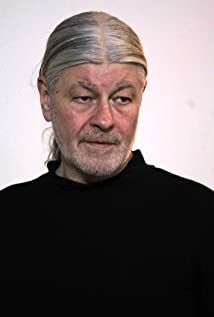Tom Leavey