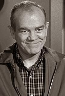 Mitchell Cox