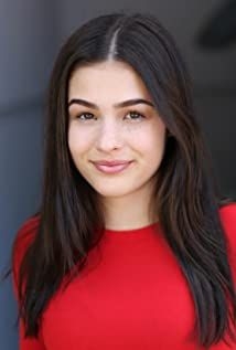 Eliza Faria