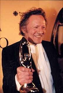 Claude Leveillee