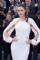 Fahriye Evcen as Murvet